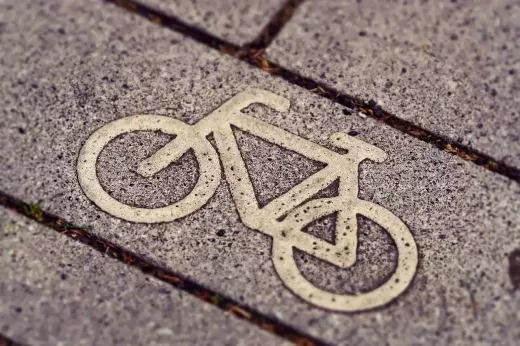 O que fazer e o que não fazer na segurança do ciclismo: conselhos de especialistas para um passeio seguro e agradável
